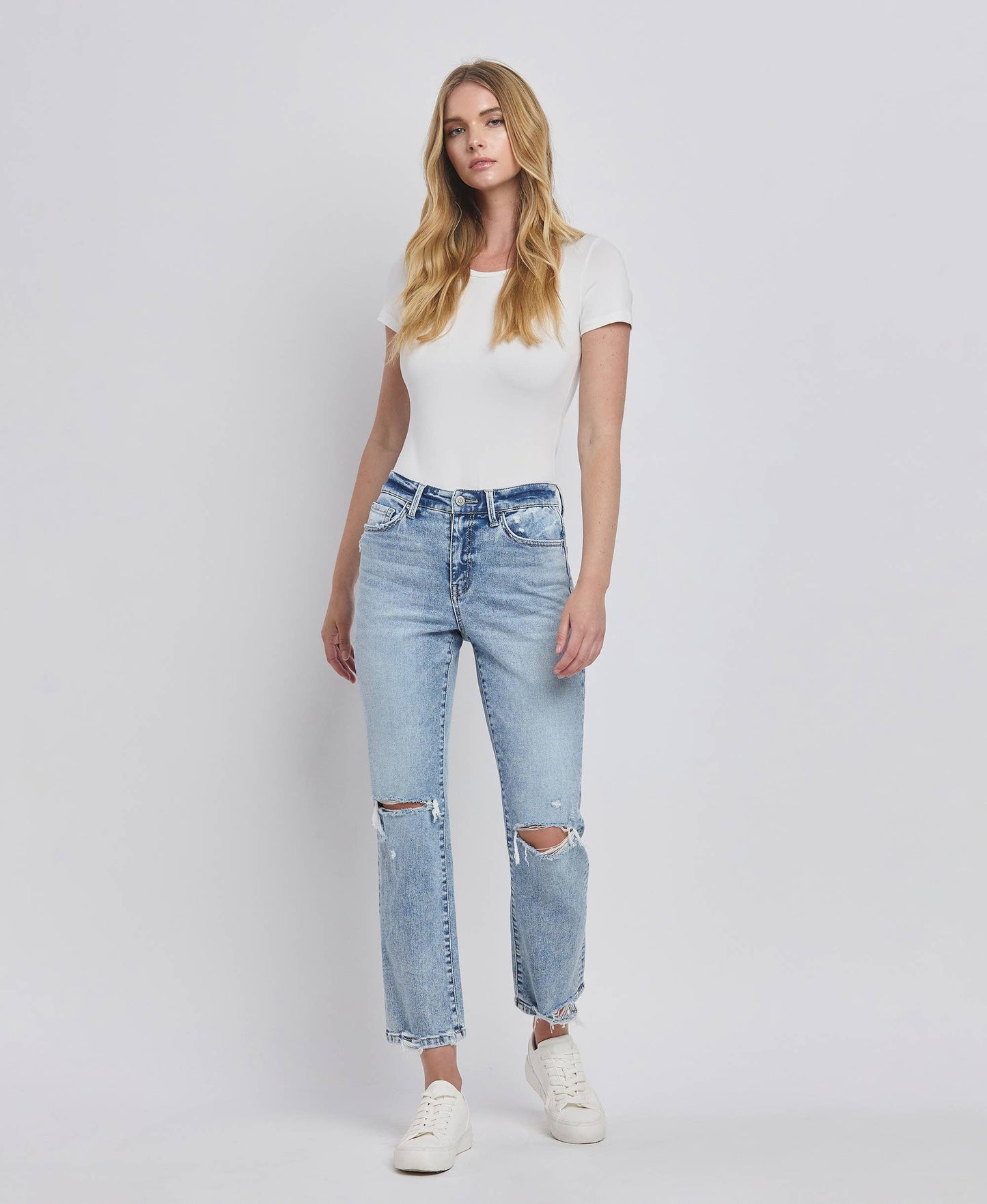 HIGH RISE DISTRESSED STRAIGHT JEANS