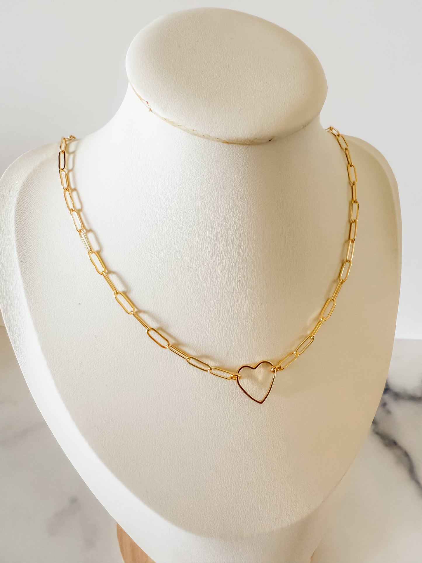Paperclip necklace with open heart charm|18k gld plated