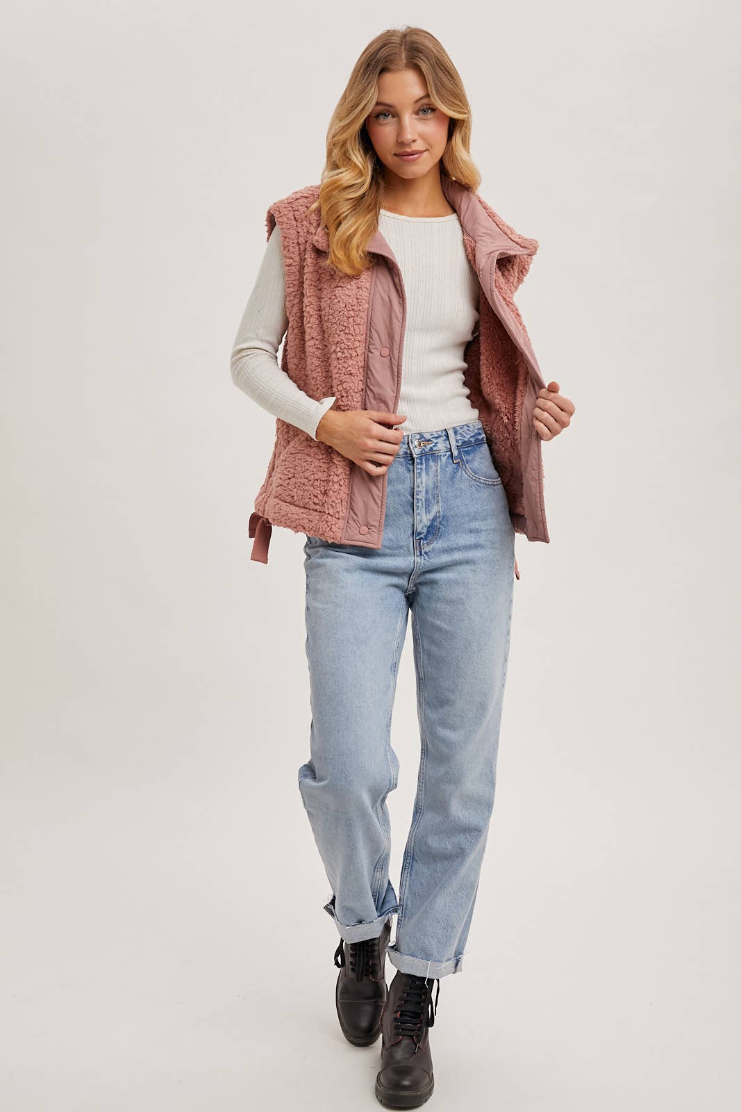 BUTTON DOWN MOCK NECK FLEECE SHERPA VEST: ROSE