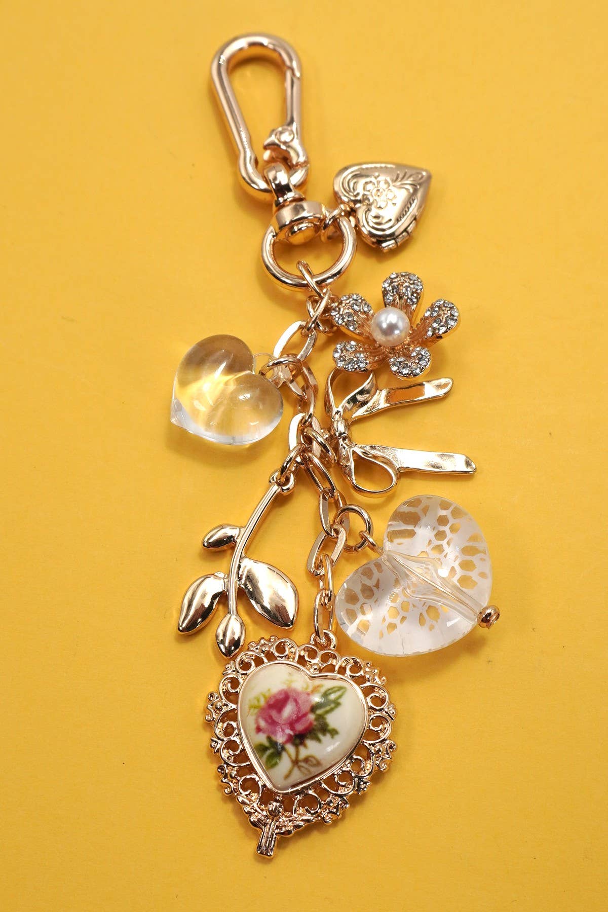 PORCELAIN HEART FLORAL BAG CHARM