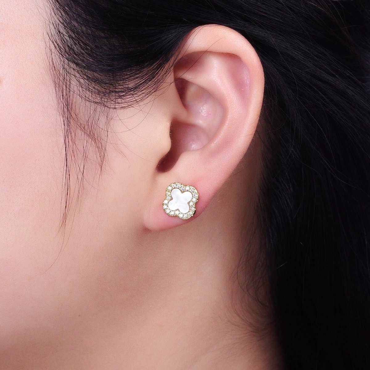 Pearl Clover Stud Earrings