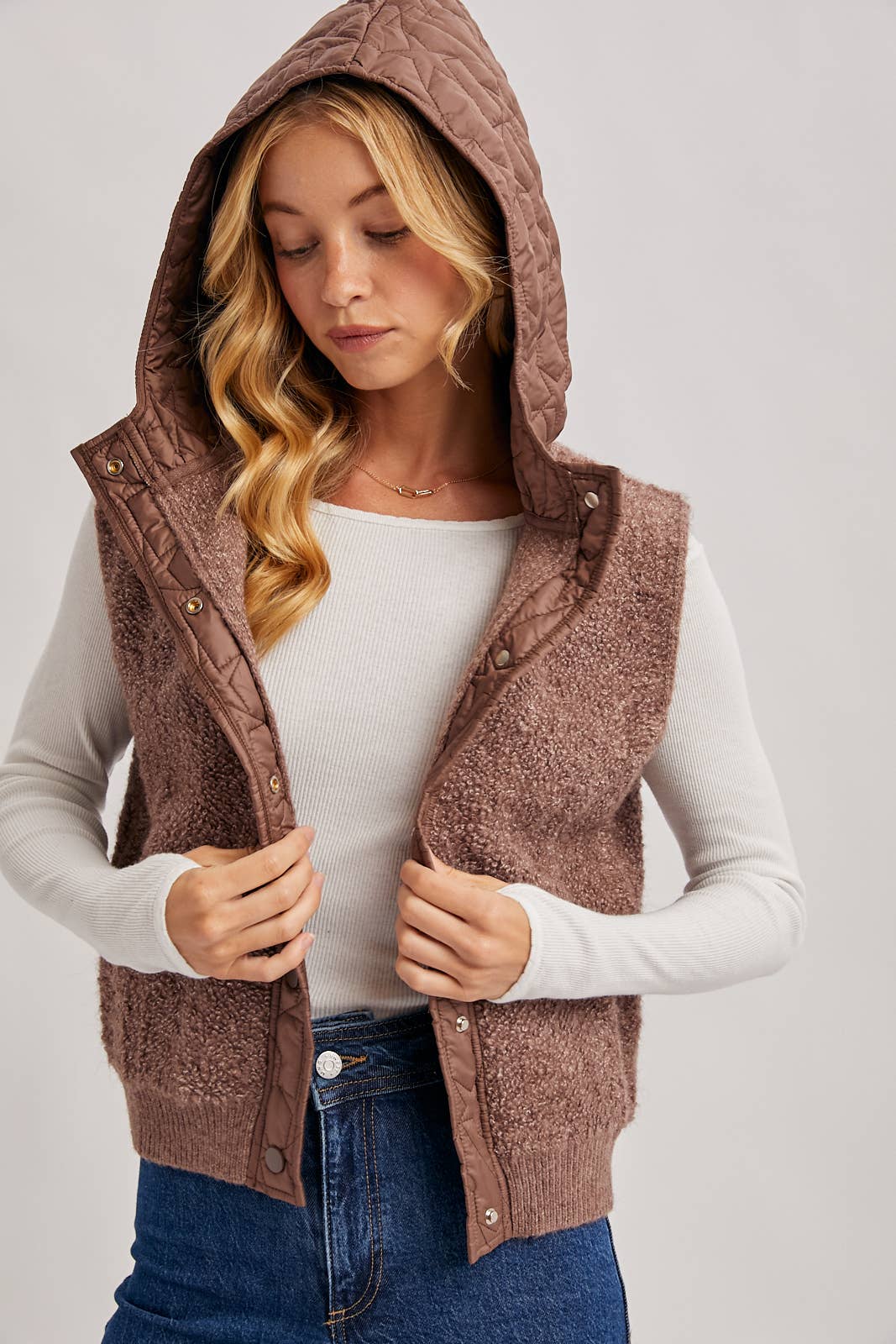 BUTTON DOWN SHERPA FLEECE QUILTED HOOD VEST