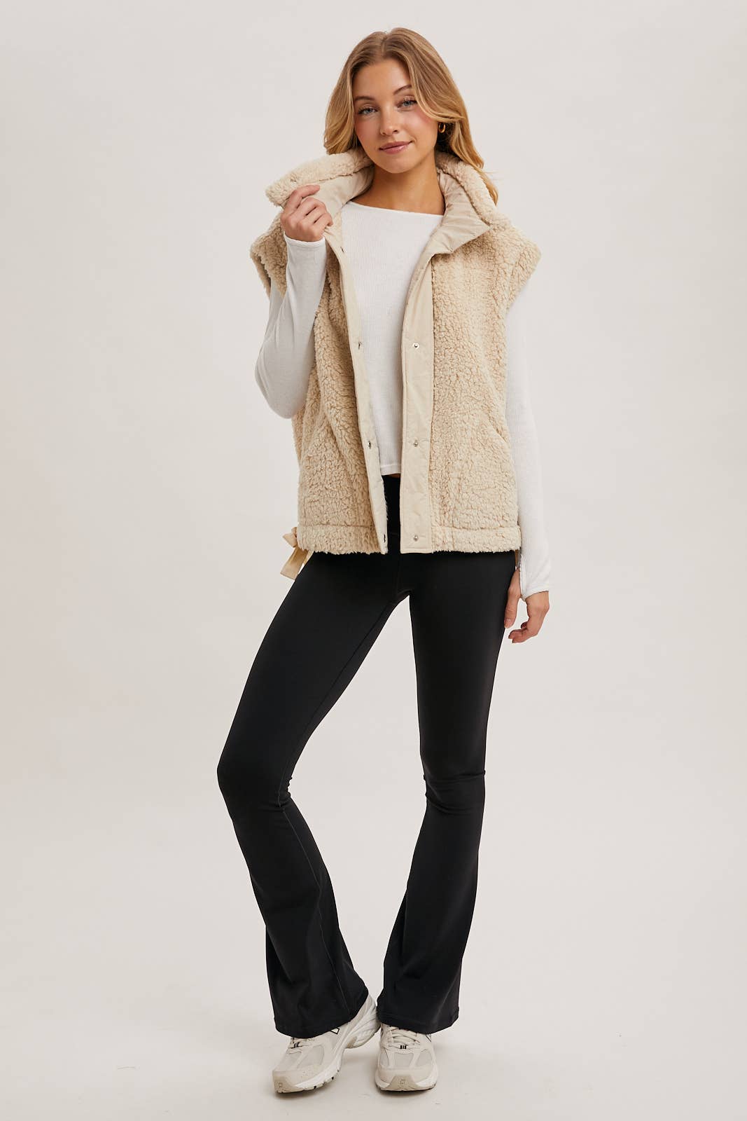 BUTTON DOWN FLEECE SHERPA VEST