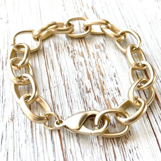 Matte gold chunky bracelet