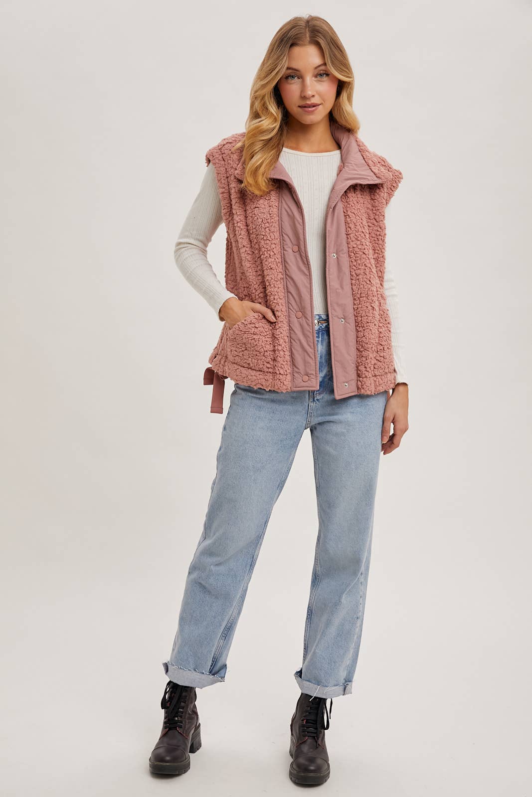 BUTTON DOWN MOCK NECK FLEECE SHERPA VEST: ROSE