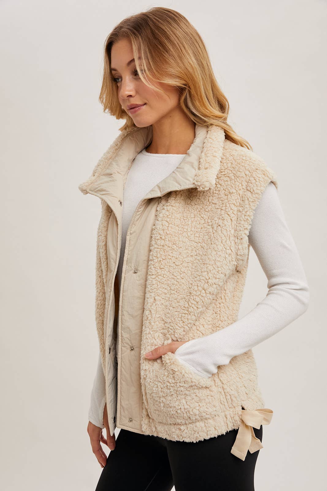 BUTTON DOWN FLEECE SHERPA VEST