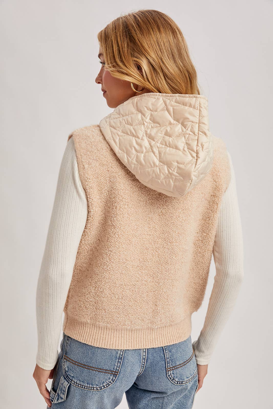 BUTTON DOWN SHERPA FLEECE QUILTED HOOD VEST