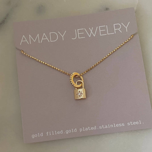 Little padlock gold necklace