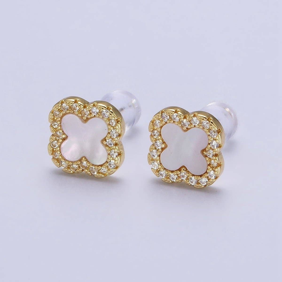 Pearl Clover Stud Earrings