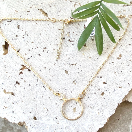 Simple gold circle necklace
