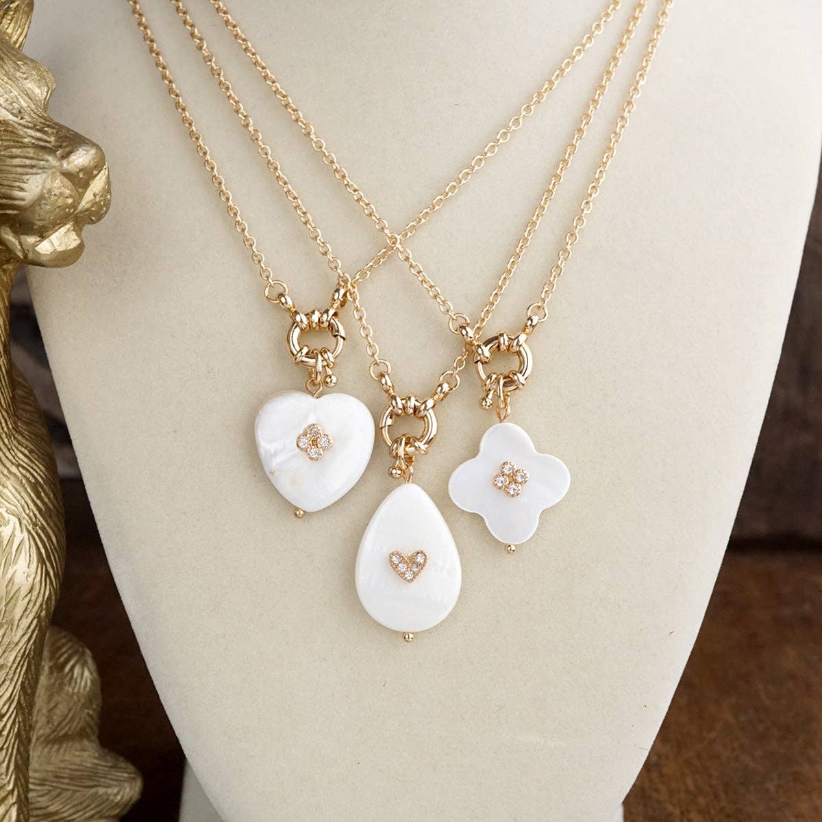 Mother of Pearl Charm Necklace - Heart Clover Teardrop - Gold Tone – Shell Glow