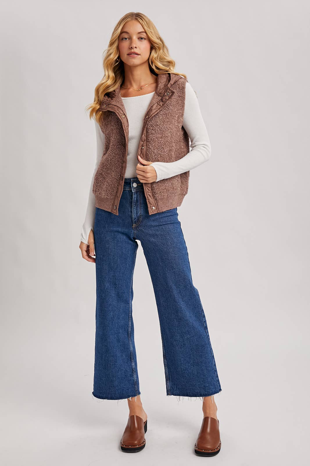 BUTTON DOWN SHERPA FLEECE QUILTED HOOD VEST