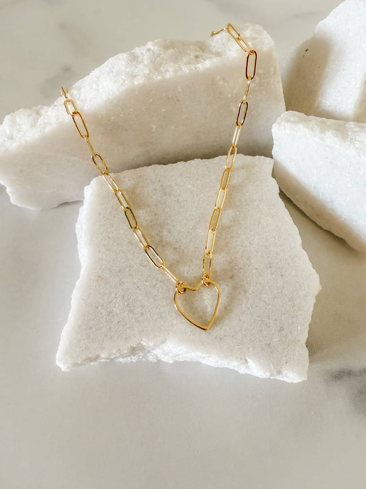 Paperclip necklace with open heart charm|18k gld plated